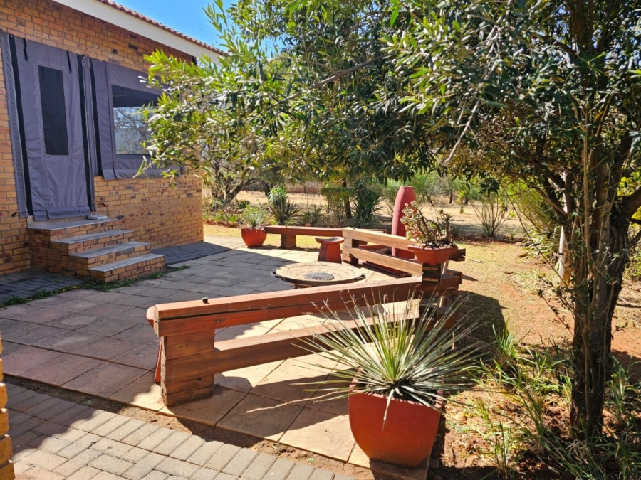 3 Bedroom Property for Sale in Buffelspoort Eco Estate North West
